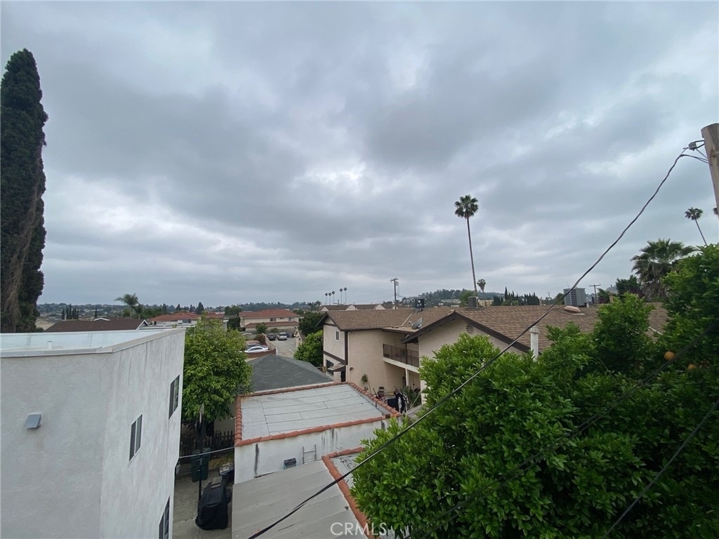 411 N Ynez Avenue - Photo 9