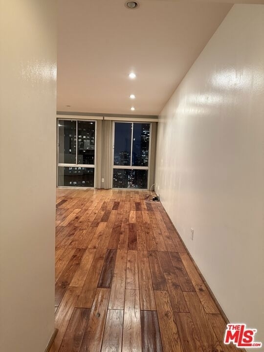 800 W 1st Street - Photo 6