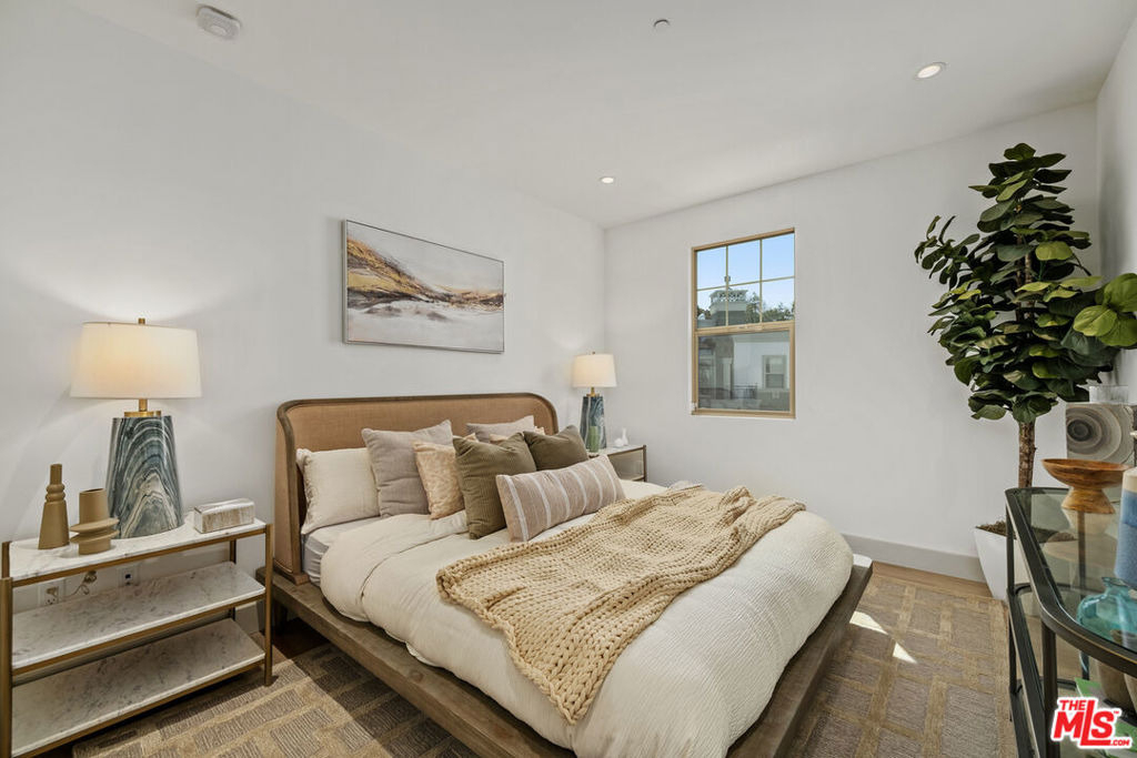 130 S Sepulveda Boulevard - Photo 5