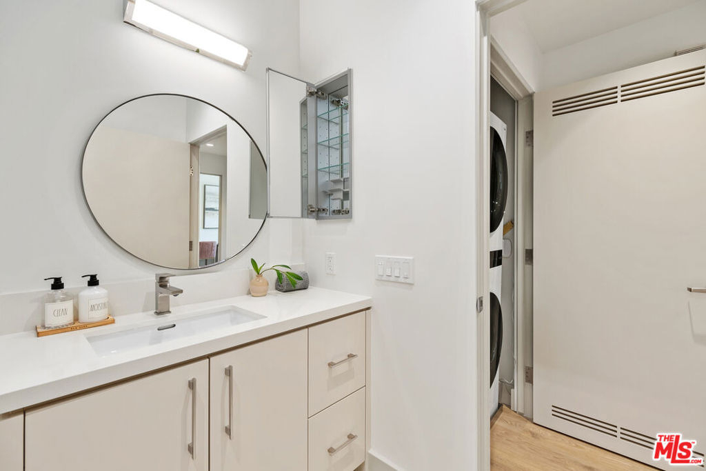 130 S Sepulveda Boulevard - Photo 18