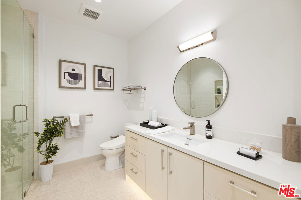 130 S Sepulveda Boulevard - Photo 16