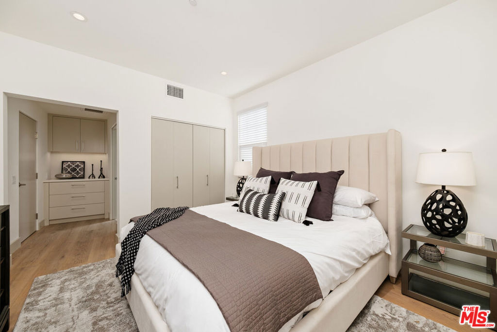 130 S Sepulveda Boulevard - Photo 18