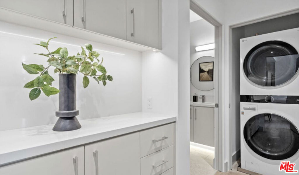 130 S Sepulveda Boulevard - Photo 12