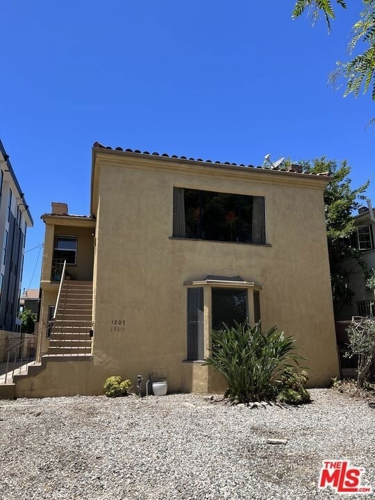 1807 S Redondo Boulevard - Photo 24