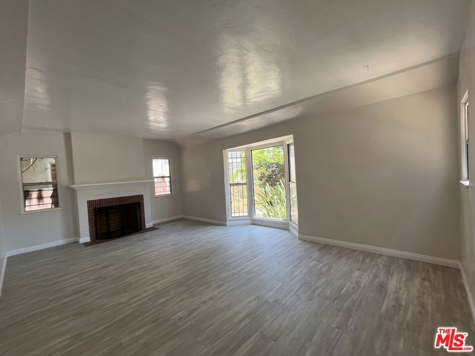 1807 S Redondo Boulevard - Photo 1