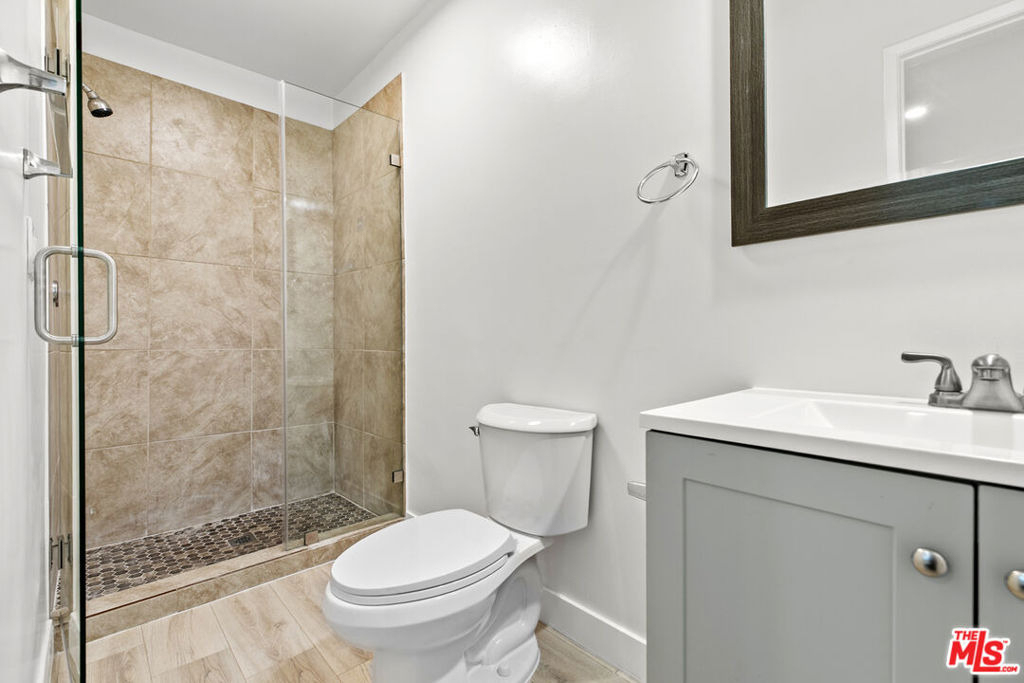 330 E Dryden Street - Photo 17