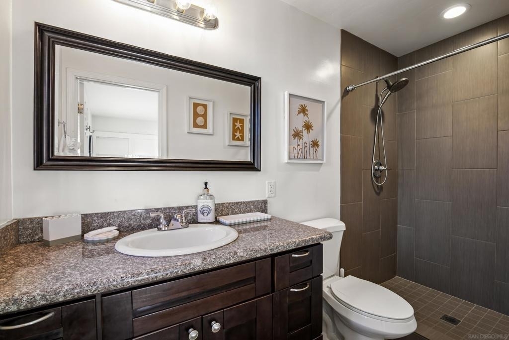 4489 Bertha Street - Photo 6