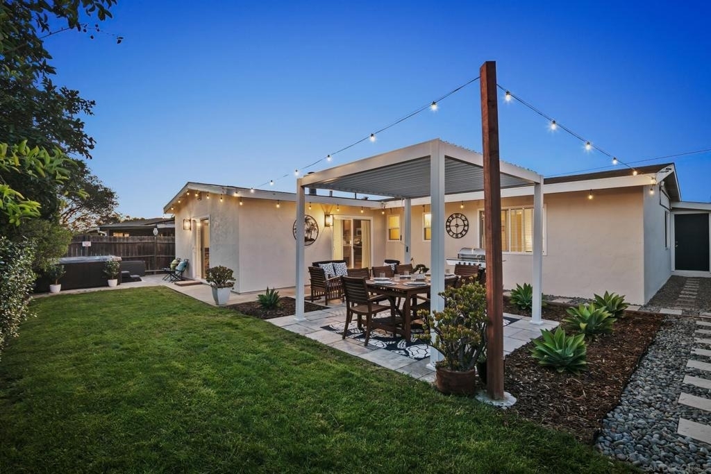 4489 Bertha Street - Photo 33