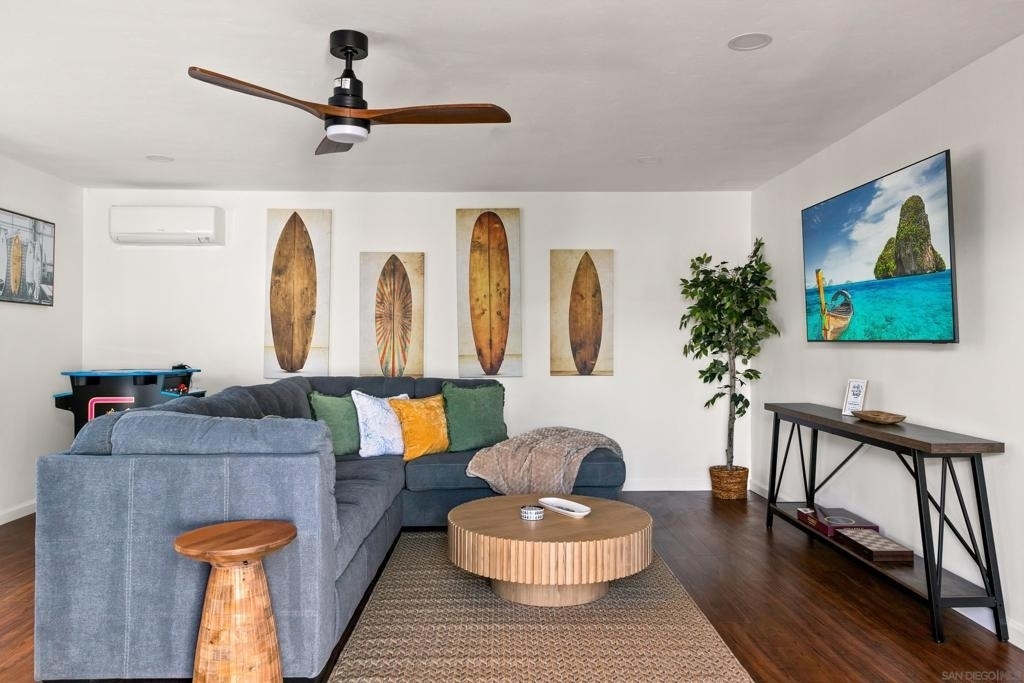 4489 Bertha Street - Photo 11
