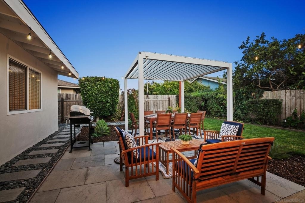4489 Bertha Street - Photo 9