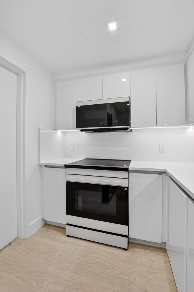 7835 Lakeside Boulevard - Photo 6