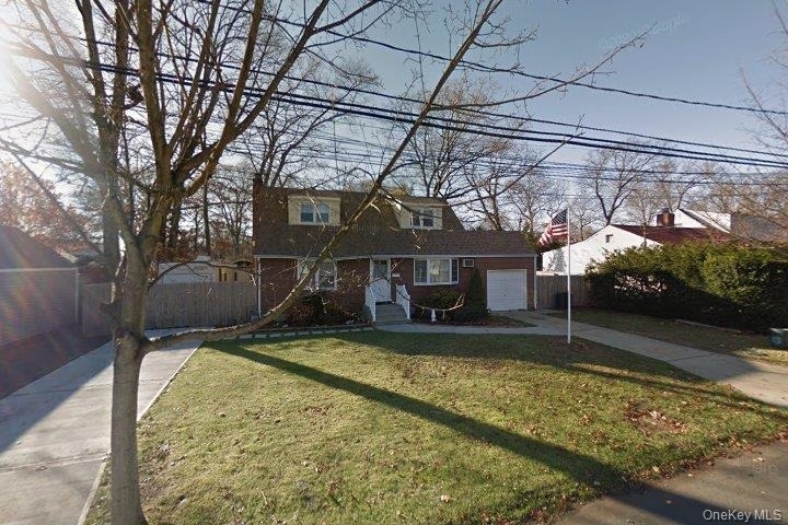 273 South 16th St - Photo 0