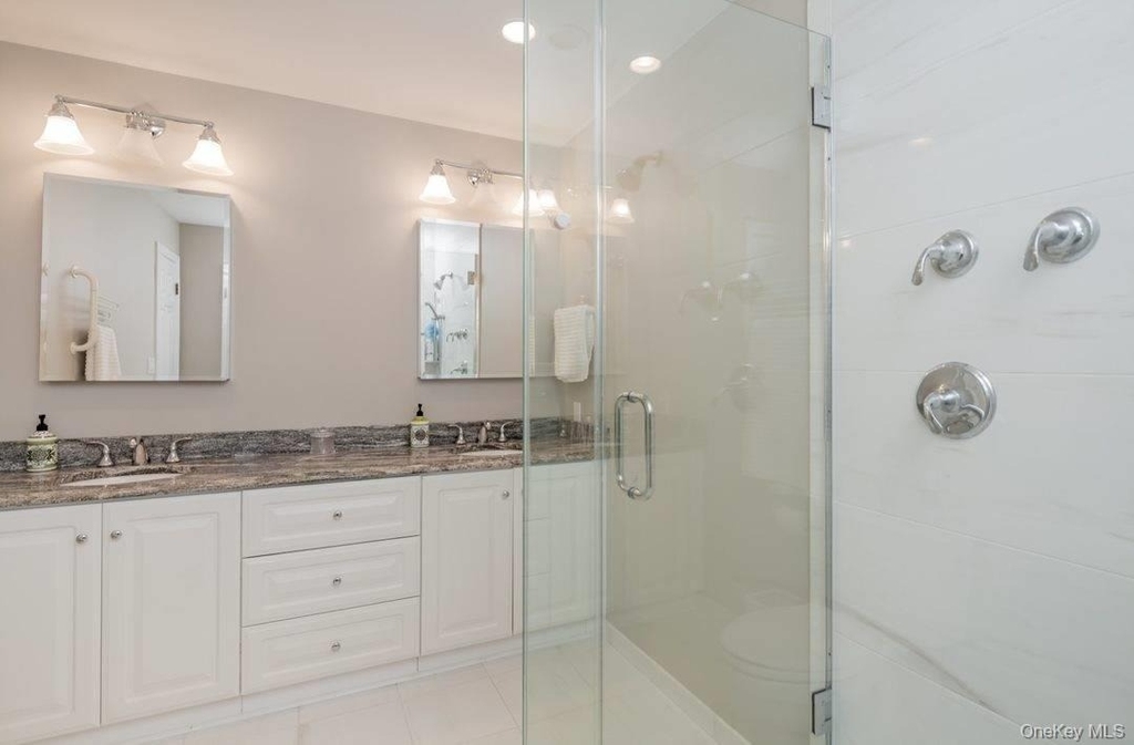 38 Red Creek Circle - Photo 9