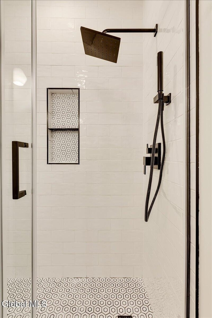 149 Jay Street - Photo 17