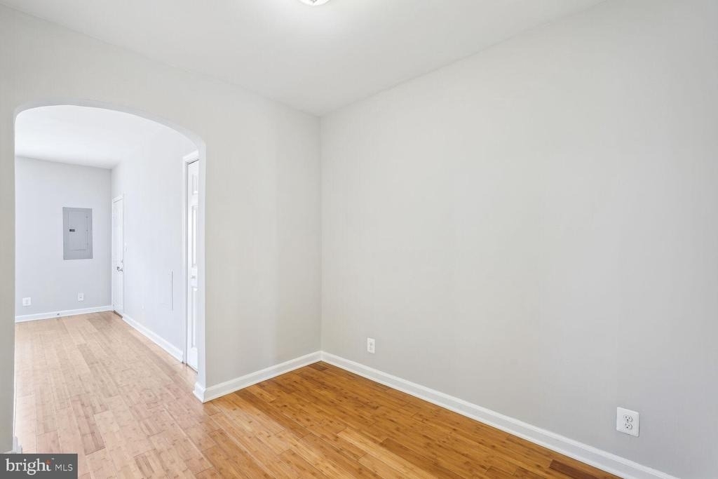 1222 Meigs Place Ne - Photo 4
