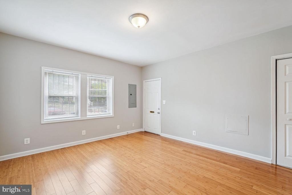 1222 Meigs Place Ne - Photo 1