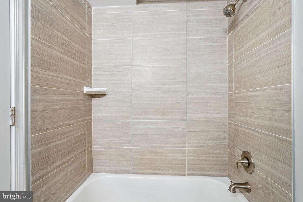 1222 Meigs Place Ne - Photo 11
