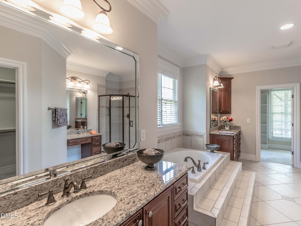 119 Broad Leaf Court - Photo 10