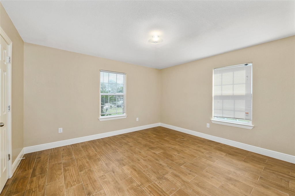 3938 Daphne Street - Photo 8