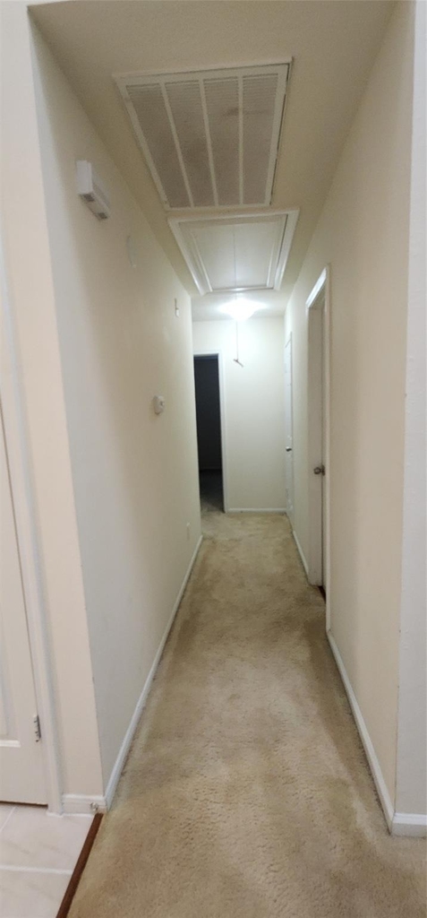 16807 Sussex Drive - Photo 34