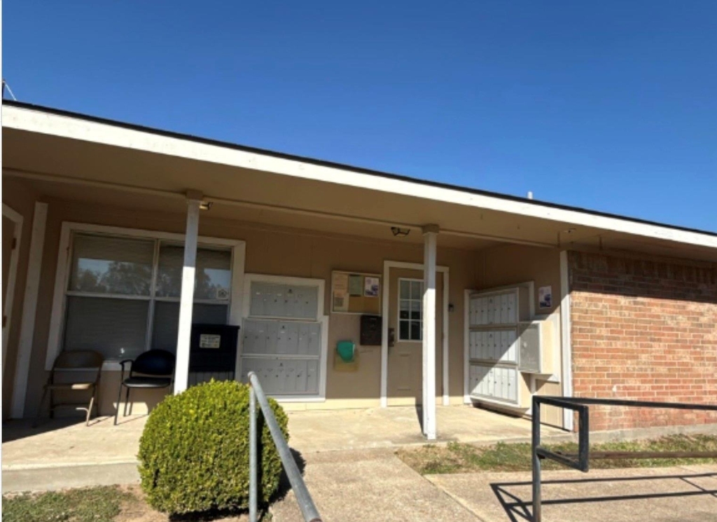 1015 Church Street - Photo 1