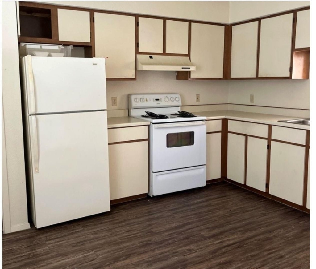 1015 Church Street - Photo 4