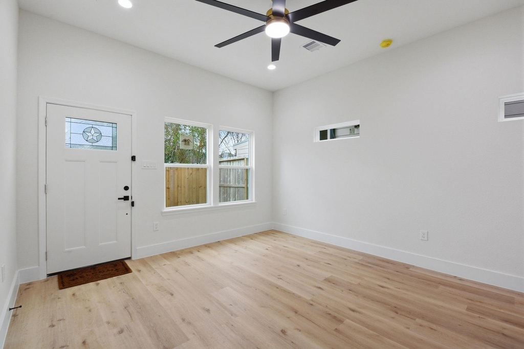 3320 Francis Street - Photo 14