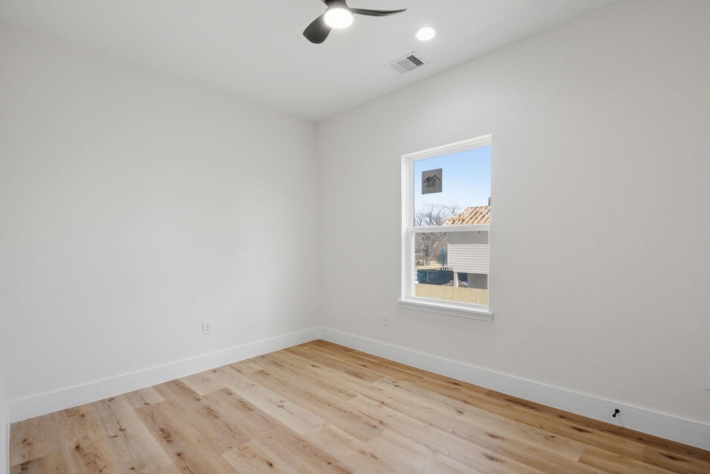 3320 Francis Street - Photo 21