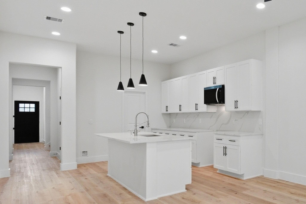 3320 Francis Street - Photo 9