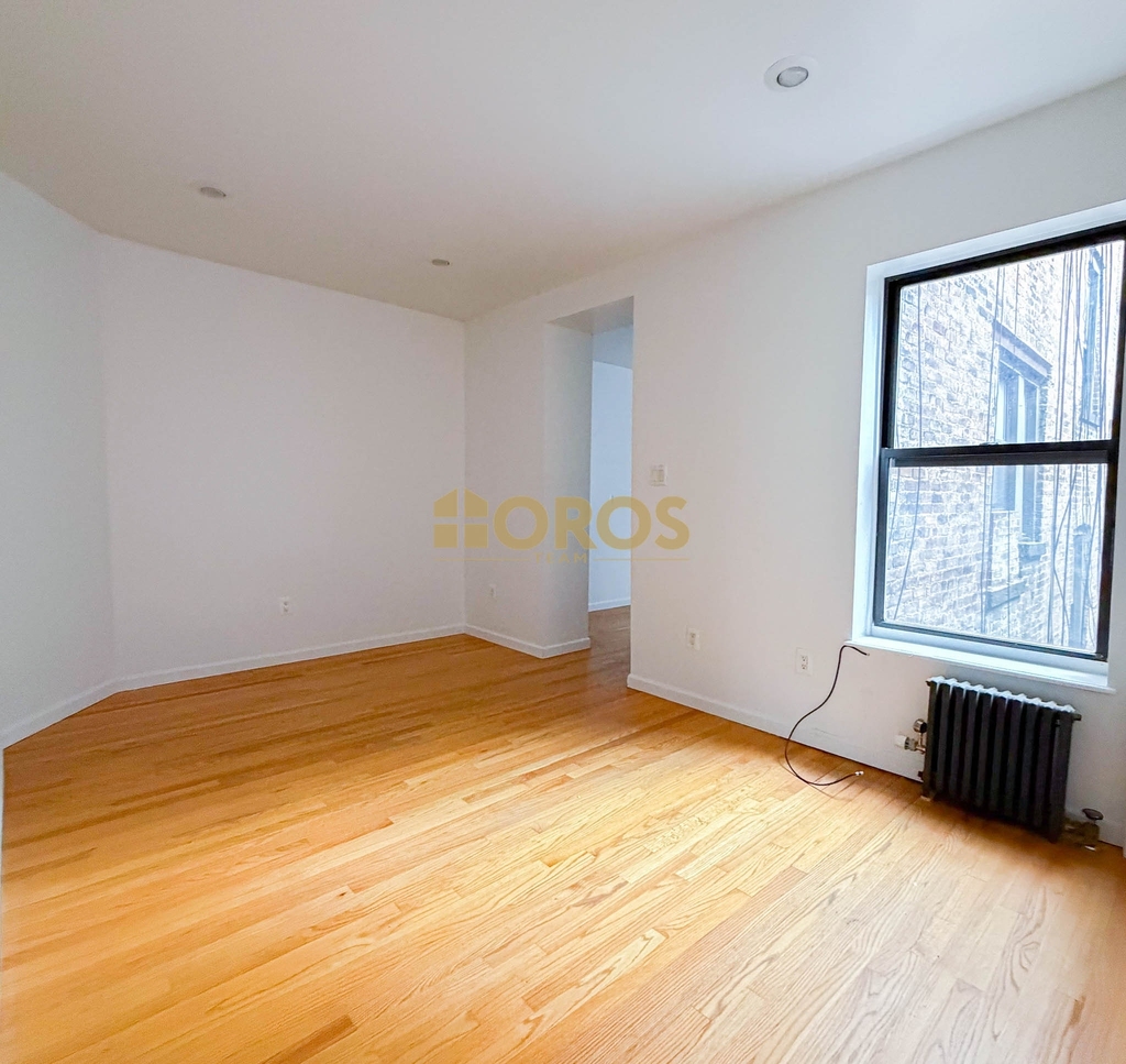 238 East 7th Street - Photo 0