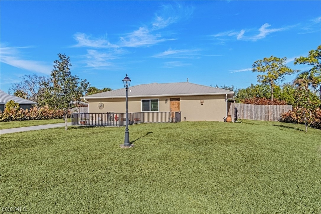 985 Quail Run - Photo 2
