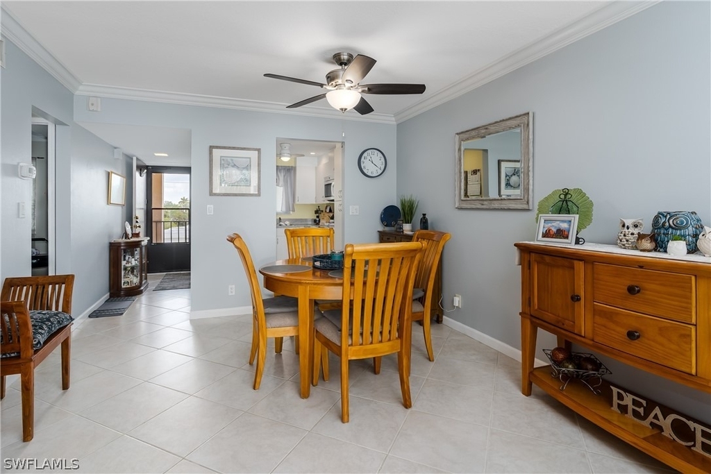 1010 Manatee Road - Photo 2