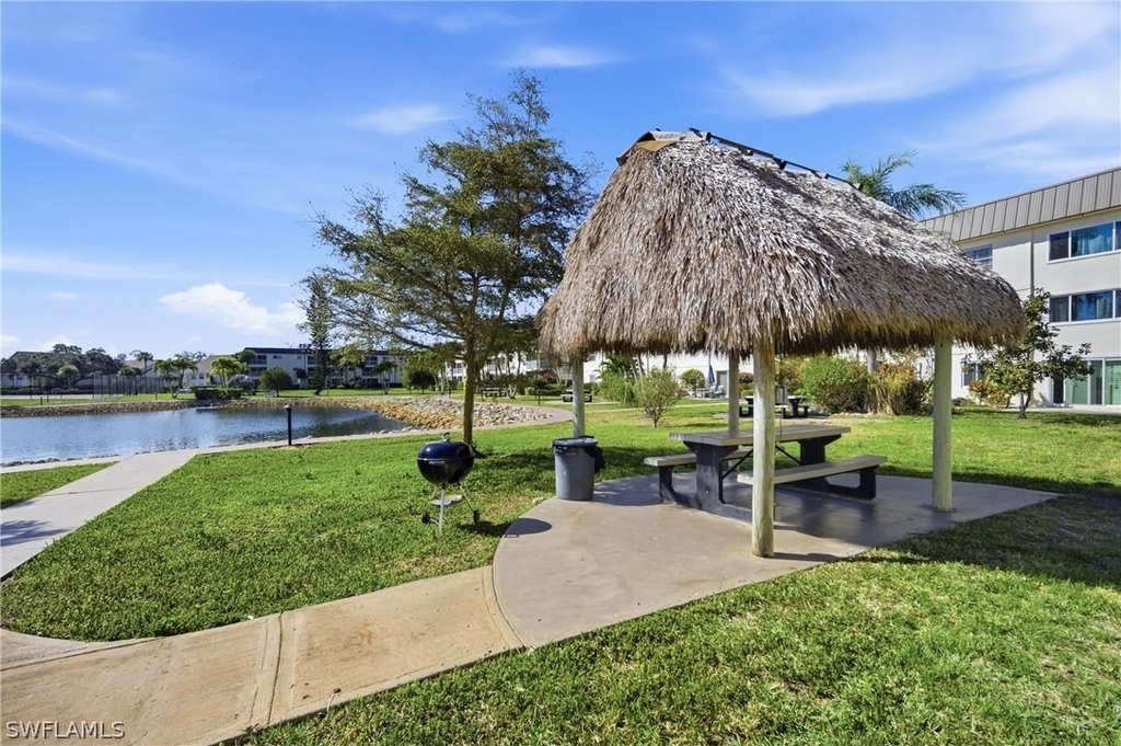 1010 Manatee Road - Photo 16