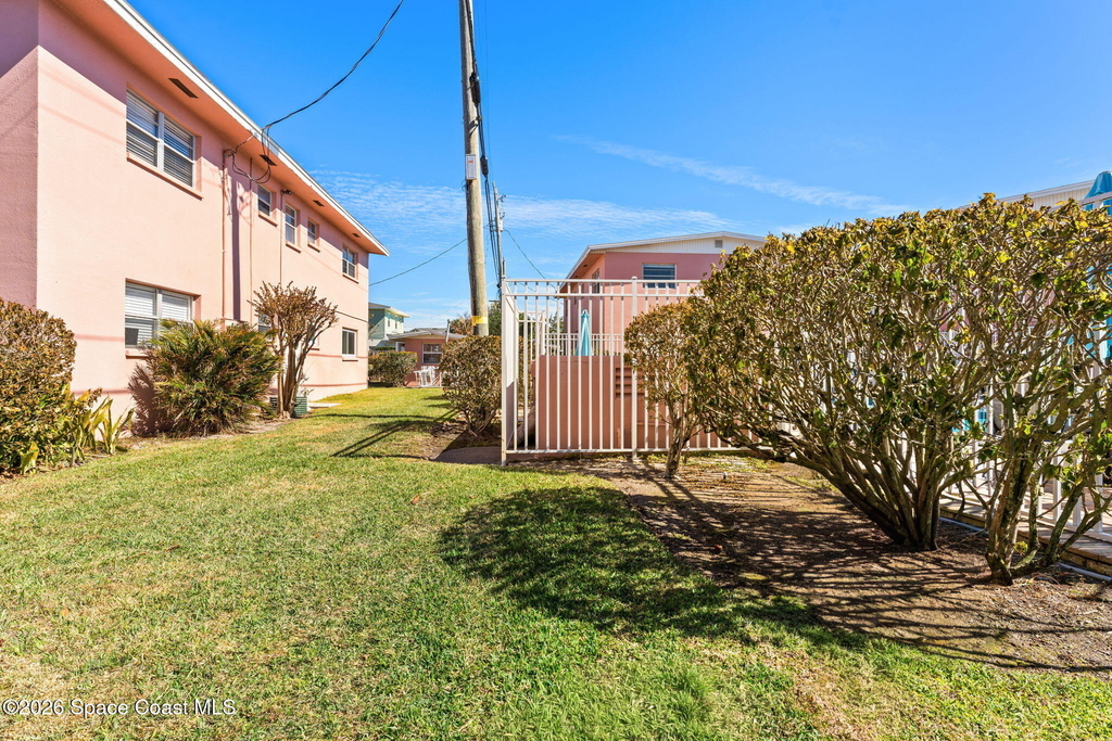 411 Madison Avenue - Photo 20