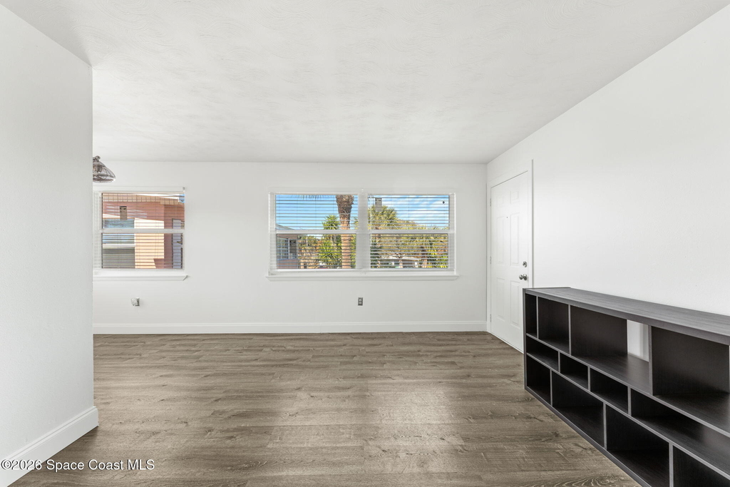 411 Madison Avenue - Photo 6