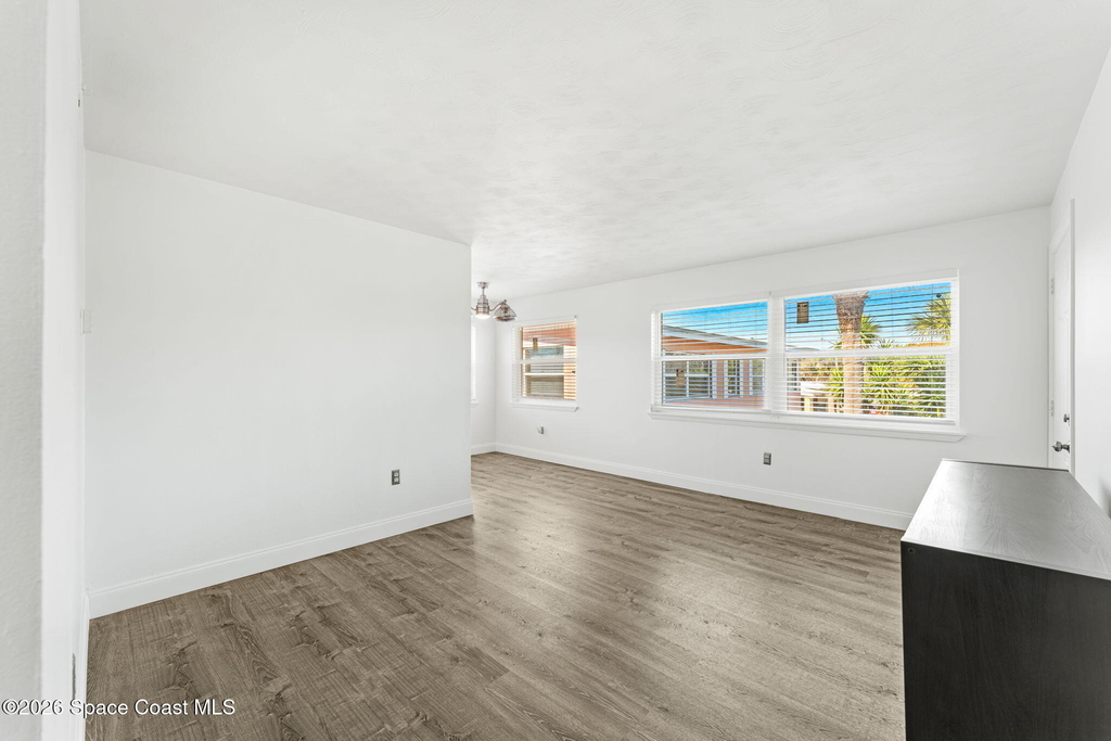411 Madison Avenue - Photo 5