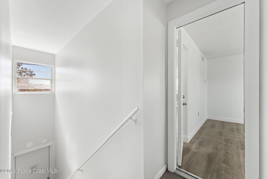 411 Madison Avenue - Photo 14