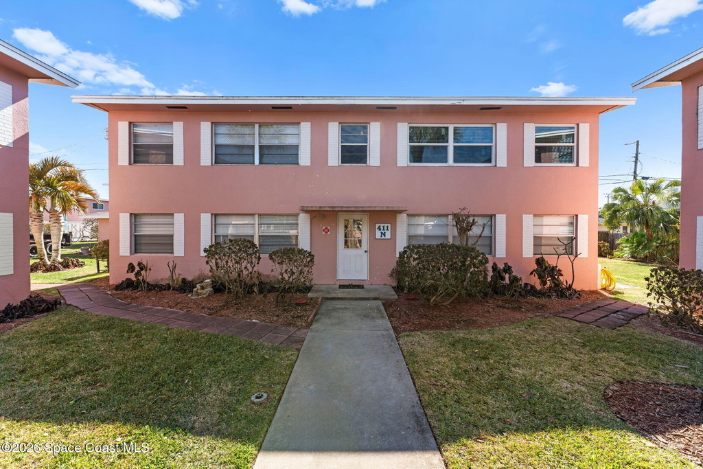 411 Madison Avenue - Photo 1