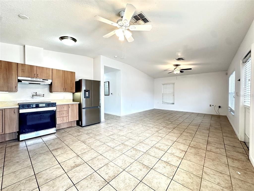 1121 Dr Martin Luther King Jr Street S - Photo 6