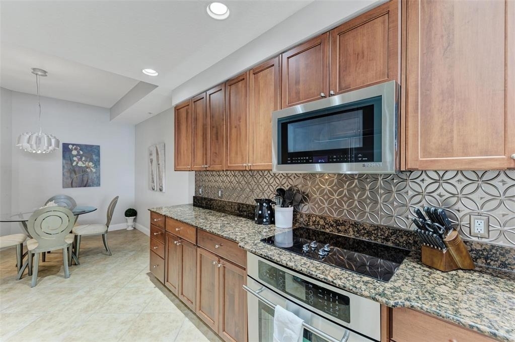 611 Riviera Dunes Way - Photo 8