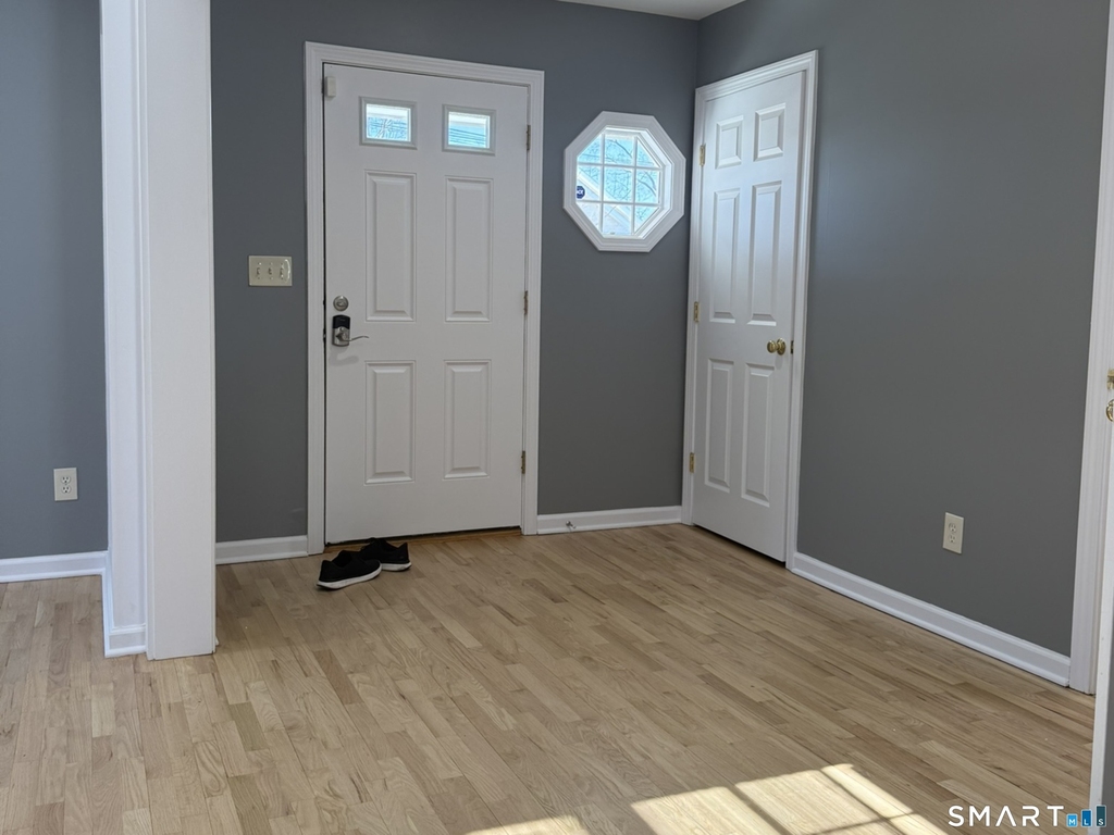 765 Hart Street - Photo 19