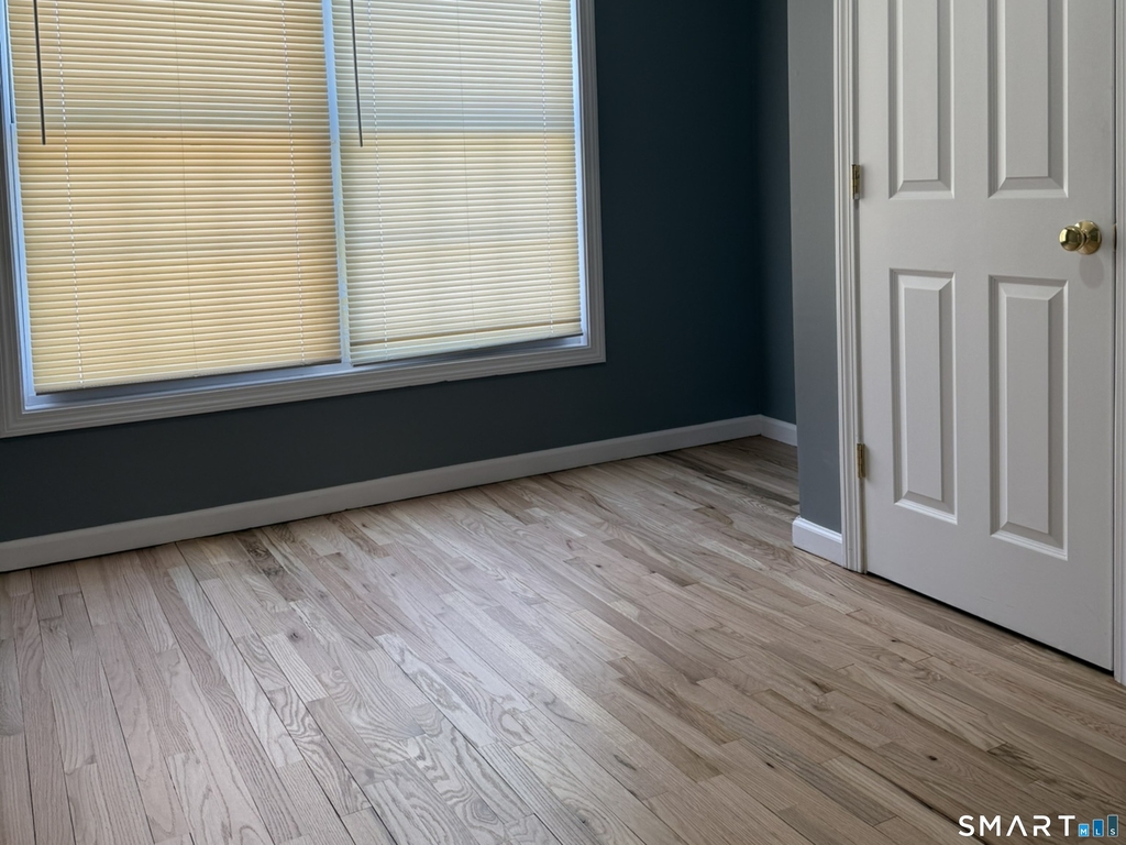 765 Hart Street - Photo 7