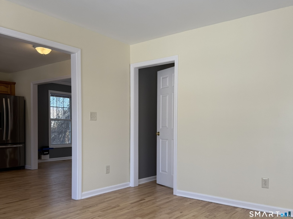 765 Hart Street - Photo 16