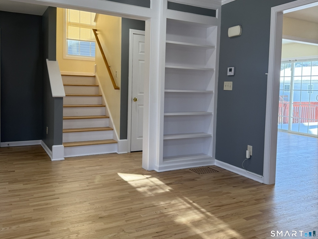 765 Hart Street - Photo 18