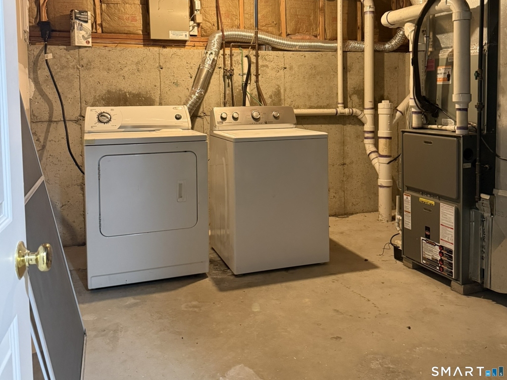 765 Hart Street - Photo 25