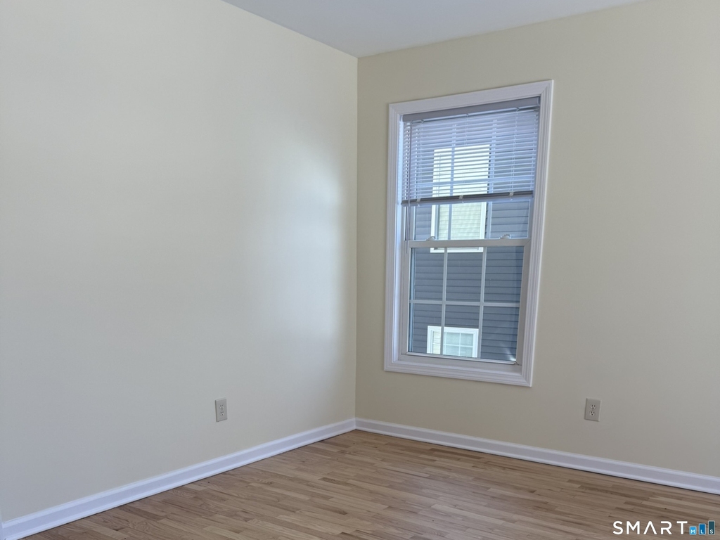 765 Hart Street - Photo 15