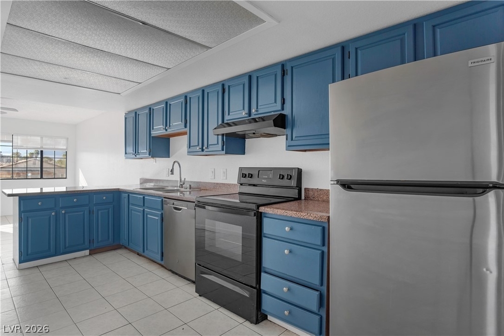 2221 N Jones Boulevard - Photo 6