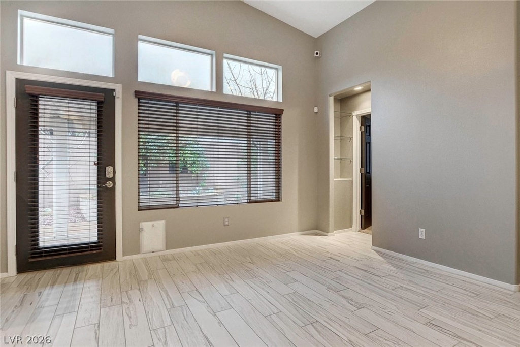 10509 Jeremy Pointe Avenue - Photo 12