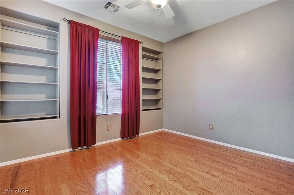 10509 Jeremy Pointe Avenue - Photo 16