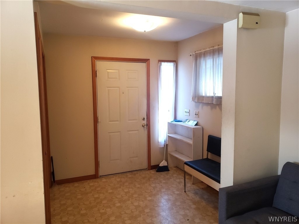 91 Springville Avenue - Photo 0